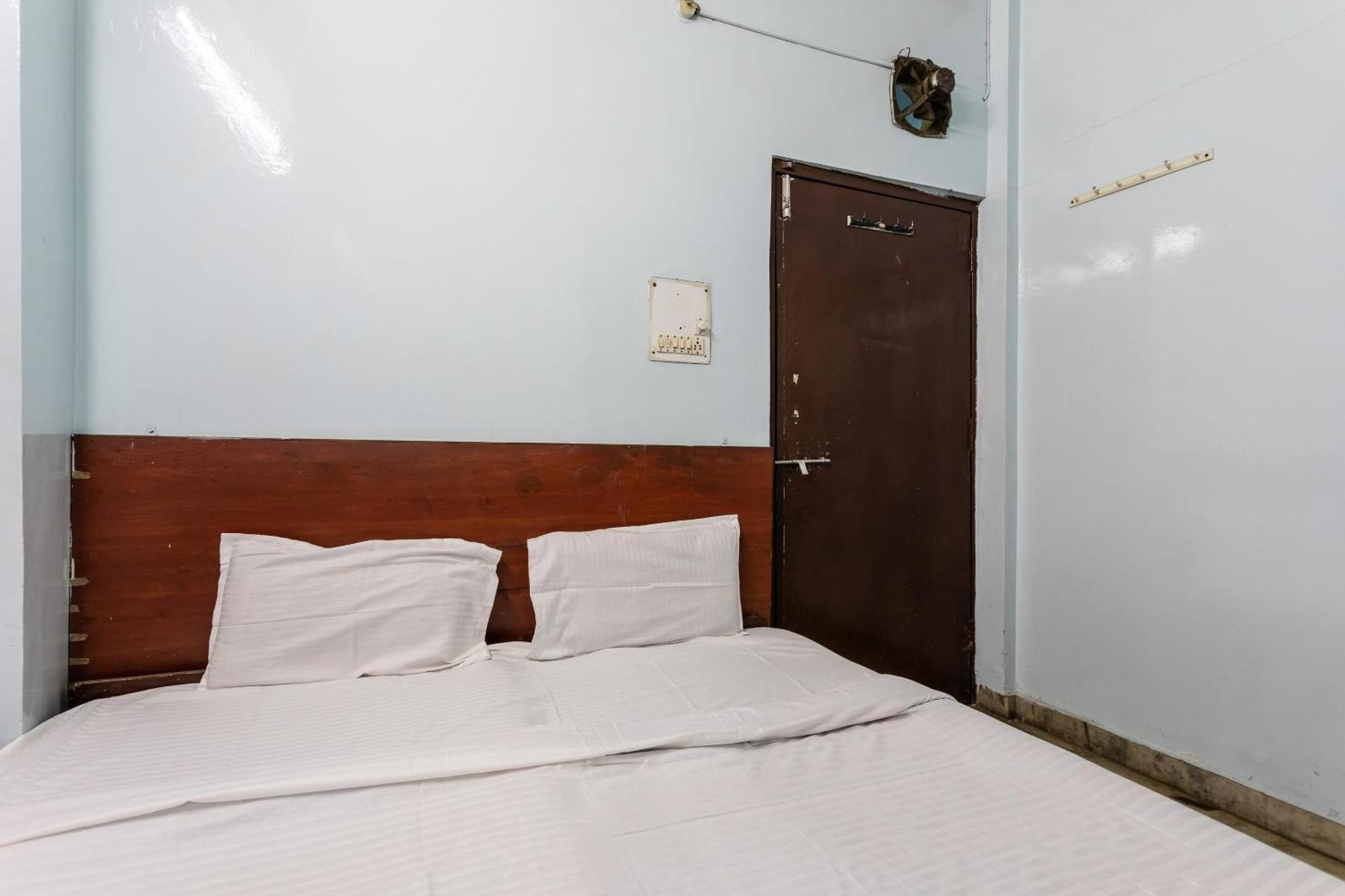 Hotel Vanilla Bhopal Buitenkant foto