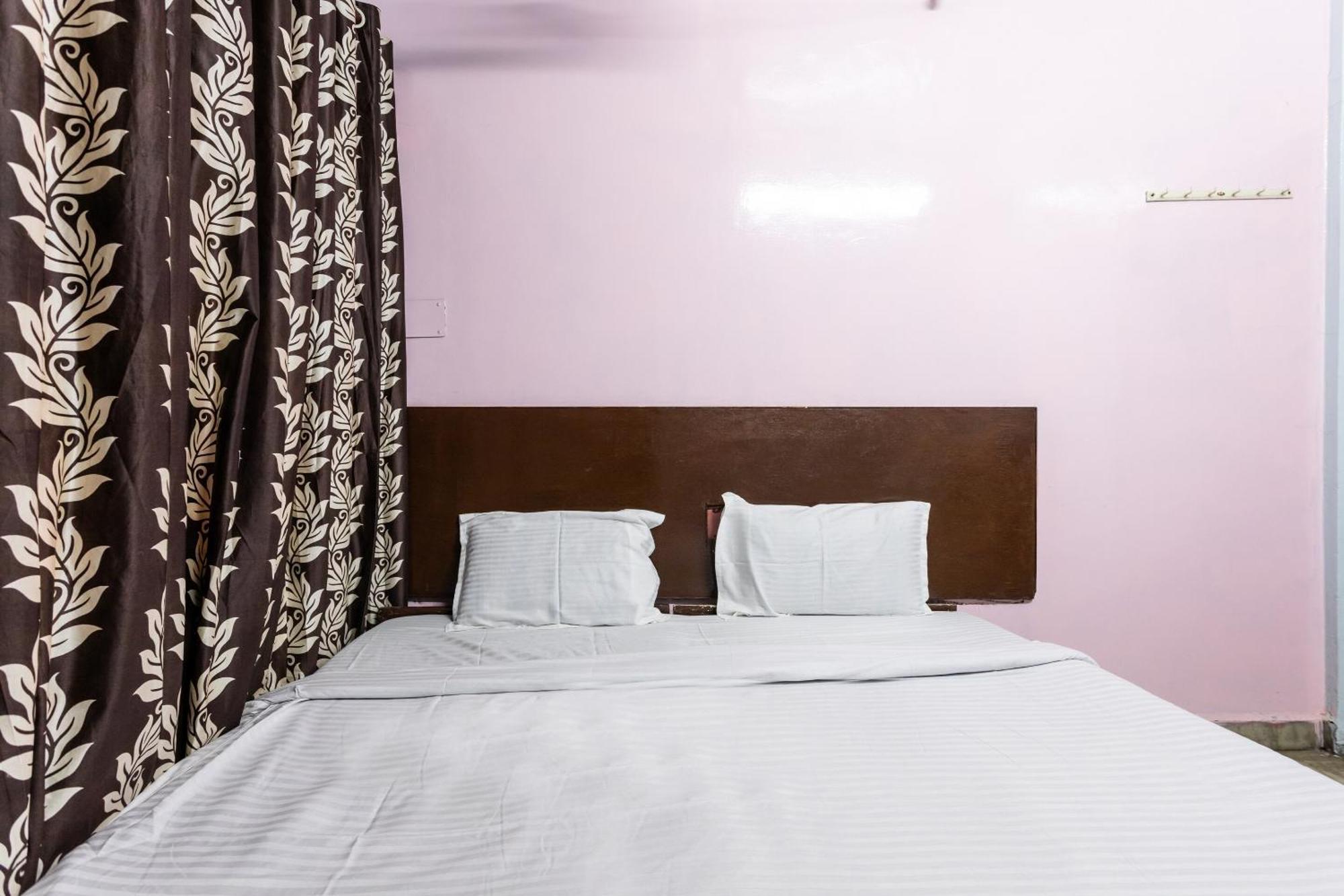 Hotel Vanilla Bhopal Buitenkant foto
