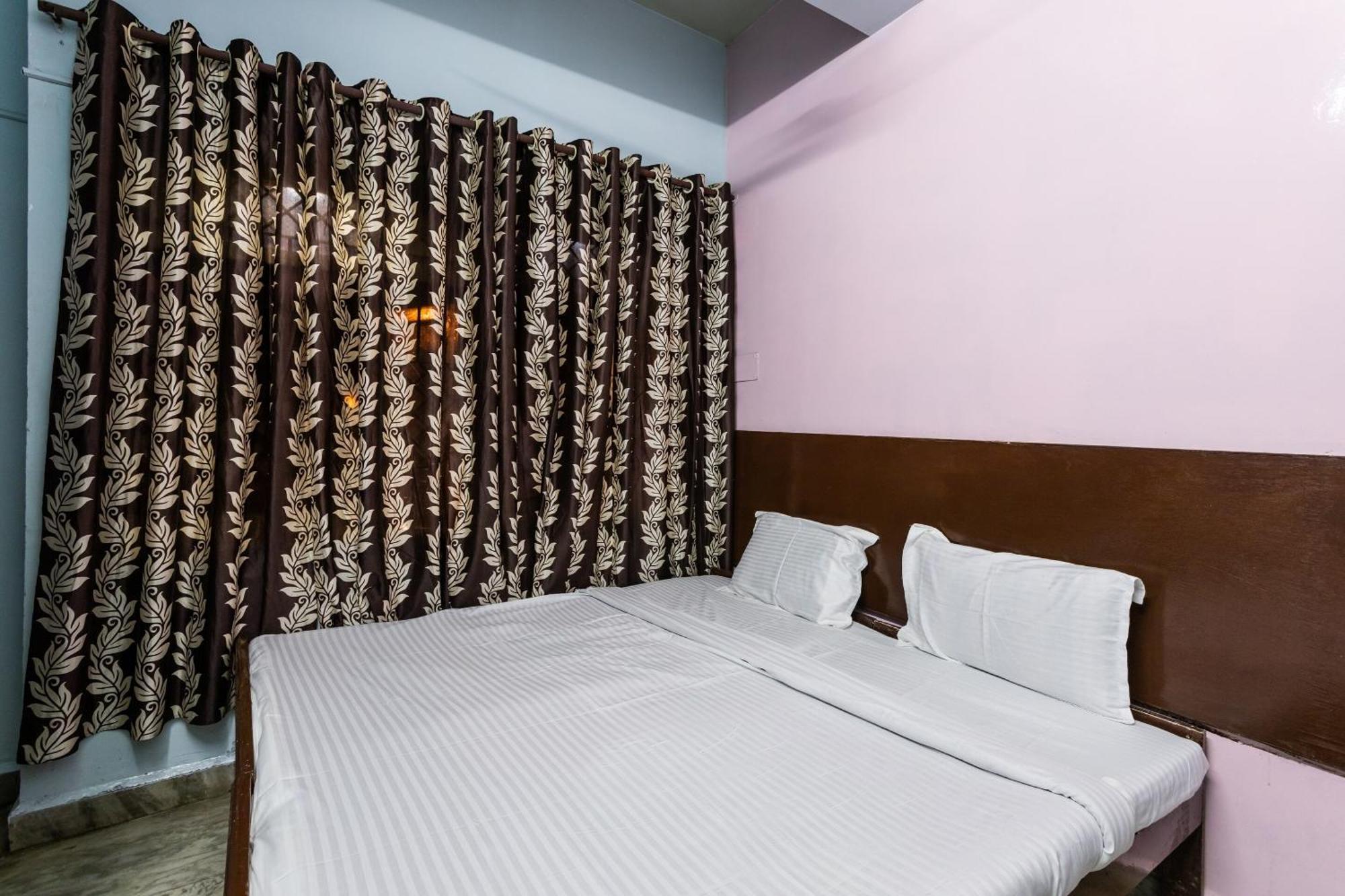 Hotel Vanilla Bhopal Buitenkant foto