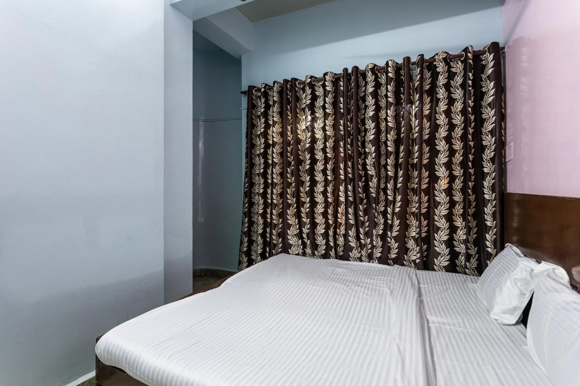 Hotel Vanilla Bhopal Buitenkant foto